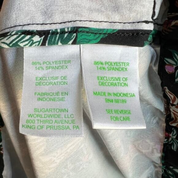 Lilly Pulitzer Aegean Luxletic Jacket Women's M Dancing in the Moonlight Animals - Picture 7 of 7